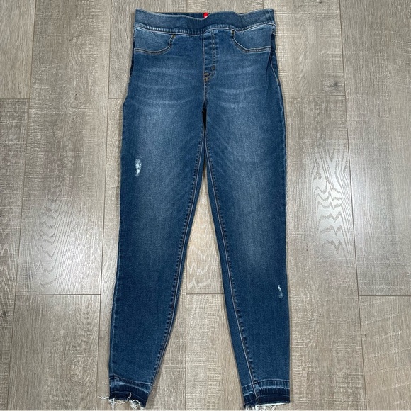 SPANX Distressed Ankle Skinny Jeans Size Medium - Picture 4 of 9